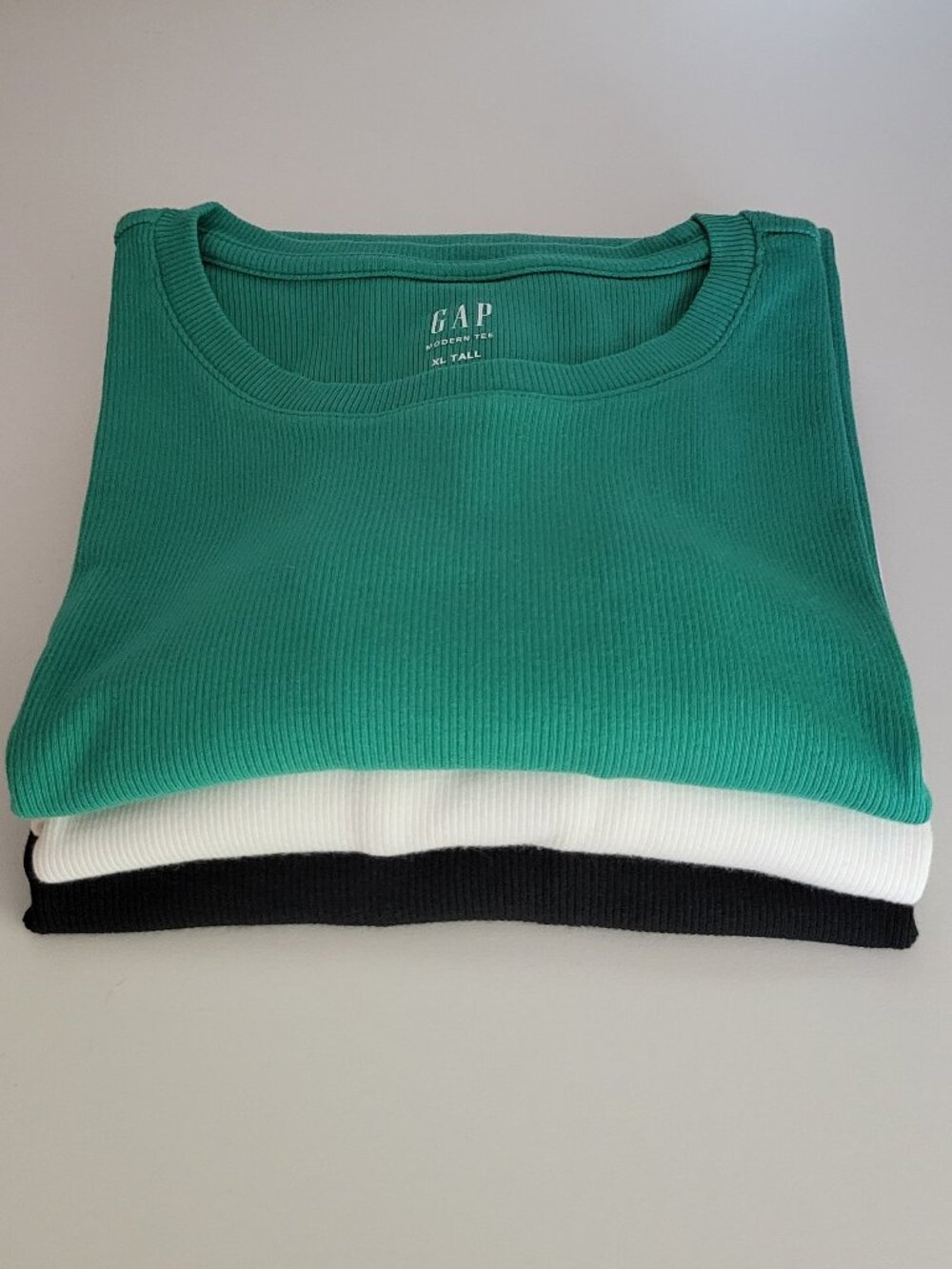 Bundle of 3 GAP Modern Rib T-Shirt Green White and Black Size Xl Tall in new con